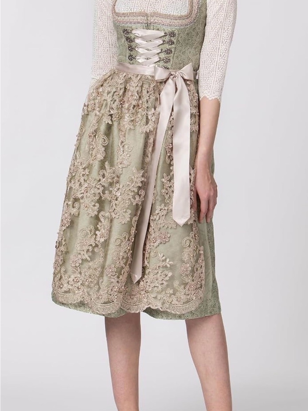 NWT Dirndl Daniela from Bergfeuer in sage green - Picture 2 of 13